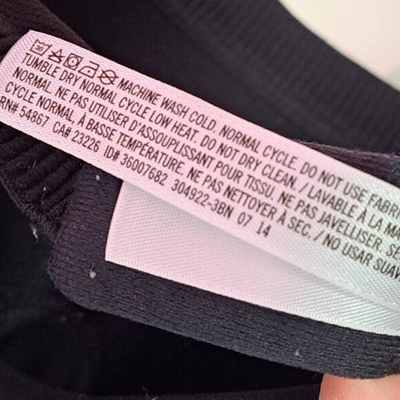 Victoria's Secret Women's Sports Bra VSX Gray Underwire Racerback size 32D - Picture 7 of 8